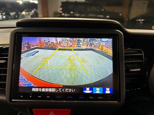 �y�o�b�N�J�����z�^�]�Ȃ����ʏ�ň��S�m�F���ł��܂��B���Ԃ����ȕ��ɂ��I�X�X���ȕ֗��@�\�ł��B