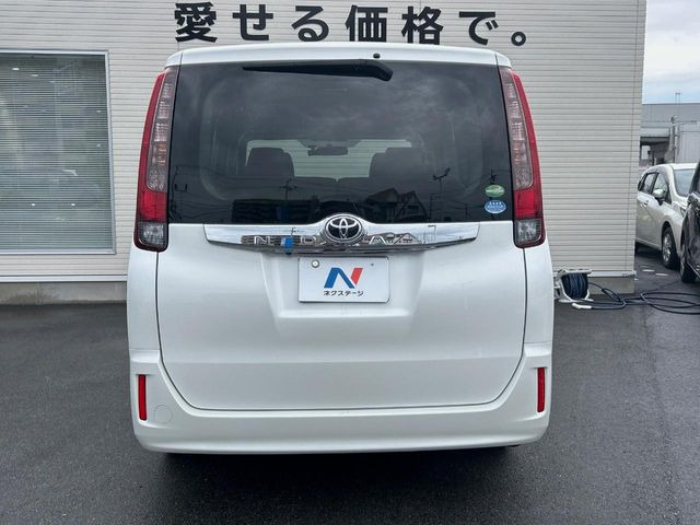 安心の最長10年・走行無制限保証(有償)をご用意。保証内容も充実はもちろん、無料点検&オイル交換や、年中無休の全国・24時間ロードサービスも付帯されておりますのでご安心下さい。