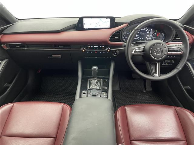 MAZDA3ファストバック2.0 20S バーガンディ セレクション