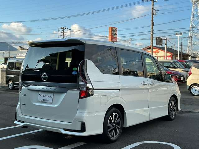 セレナ2.0 ハイウェイスターV