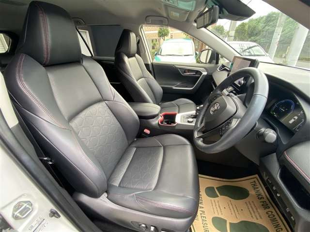 RAV42.5 ハイブリッド アドベンチャー オフロードパッケージ II E-Four 4WD