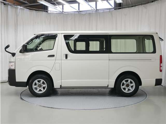 ハイエースバン2.8 DX ロング ディーゼル 4WD