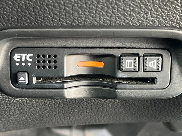 【ETC】高速道路の料金所をストレスなく通過!話題のスポットやサービスエリアに多い「スマートIC」利用時は必須のアイテムです。当店でセットアップを実施、ご納車当日からすぐにご利用いただけます!