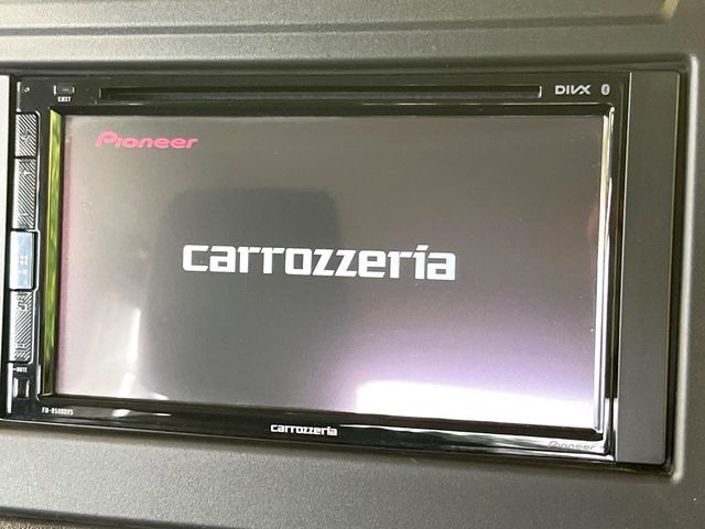 【ディスプレイオーディオ】視認性が高いディスプレイオーディオを装備♪操作性も良好で直感的なソース選択が可能です。
