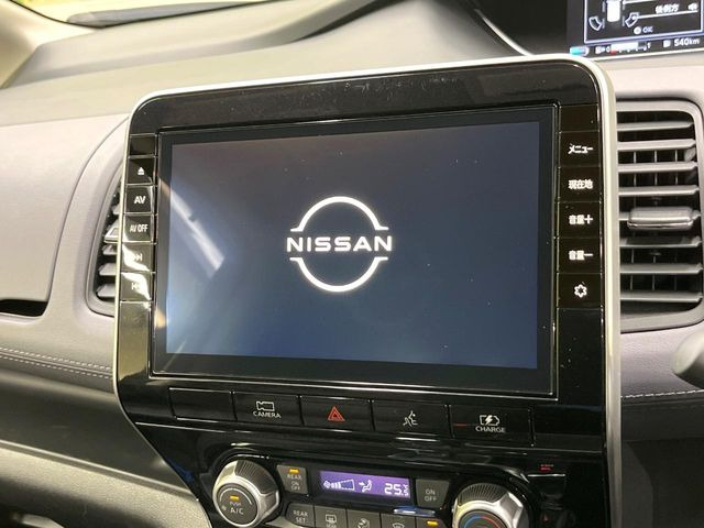 セレナ1.2 e-POWER ハイウェイスターV