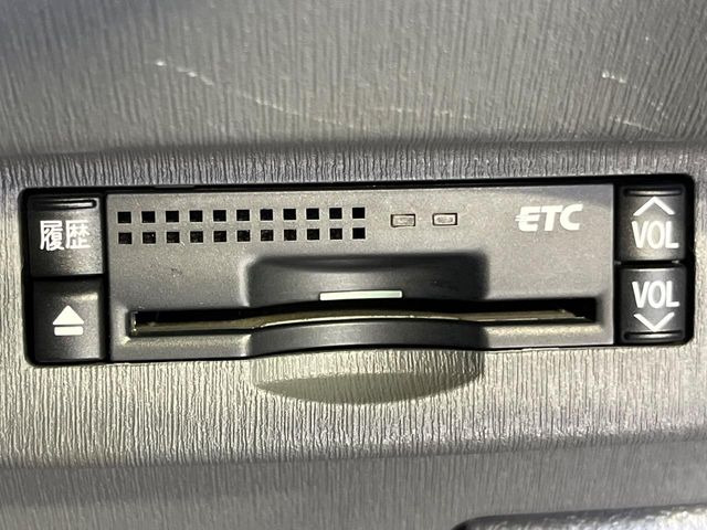 【ETC】高速道路の料金所をストレスなく通過!話題のスポットやサービスエリアに多い「スマートIC」利用時は必須のアイテムです。当店でセットアップを実施、ご納車当日からすぐにご利用いただけます!