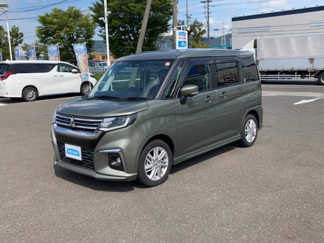 デリカD:21.2 ハイブリッド MZ 全方位カメラパッケージ 4WD