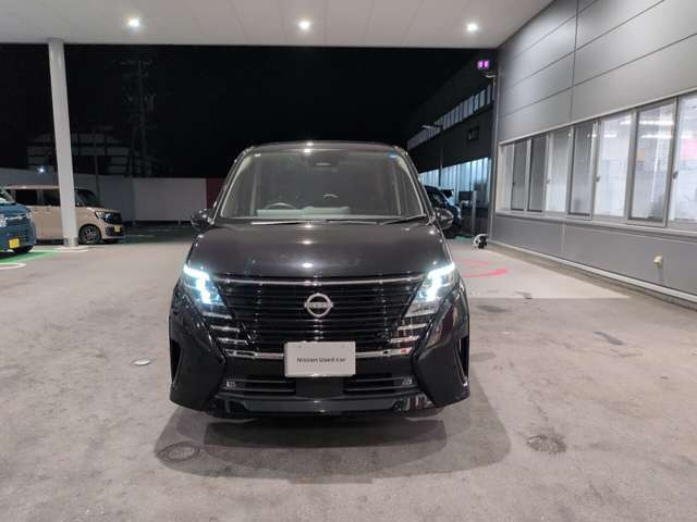 セレナ2.0 ハイウェイスターV 4WD