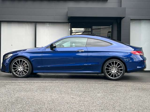 CクラスクーペC300 スポーツ