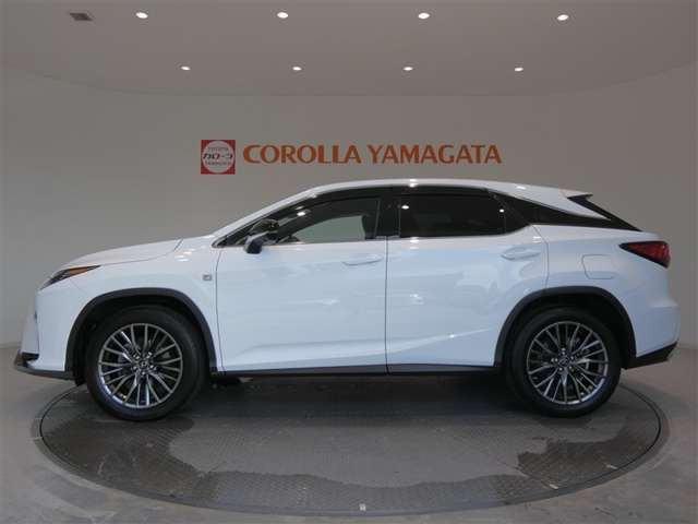 RX300 Fスポーツ 4WD
