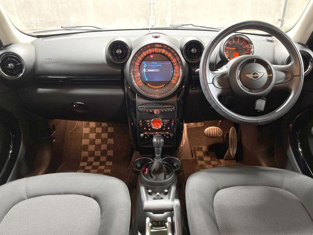 ミニクロスオーバークーパー D オール4 4WD