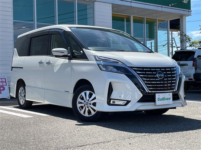 セレナ2.0 ハイウェイスターV 4WD