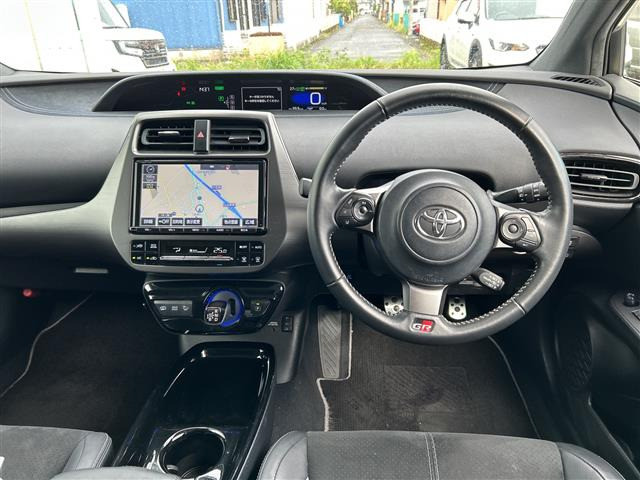 プリウスPHV1.8 S GR スポーツ