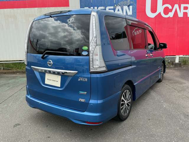 セレナ2.0 ハイウェイスター Vセレクション+Safety II S-HYBRID
