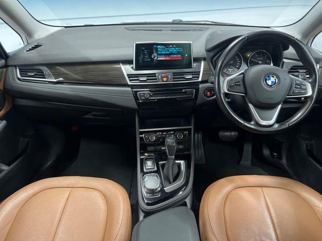 2シリーズグランツアラー218d ラグジュアリー