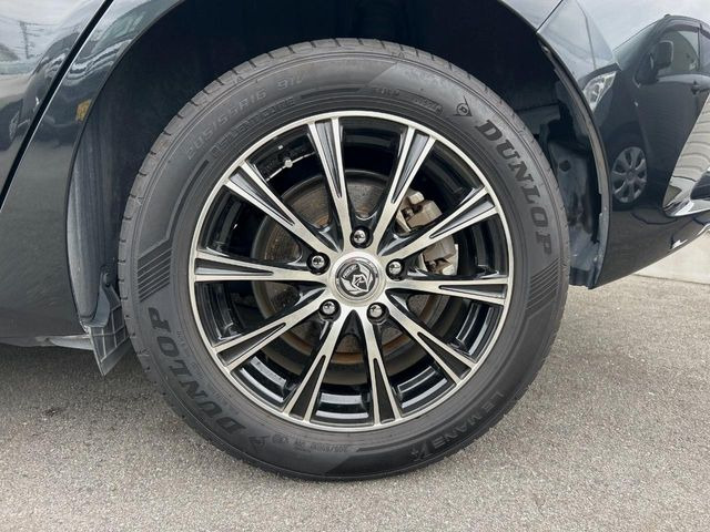 �y16�C���`�A���~�z�C�[���z�O�ςɃ}�b�`�����A���~�z�C�[���𑕒����Ă���܂��B�e��A���~�z�C�[����A�X�^�b�h���X�^�C�����戵�����Ă���܂��B���񂲑��k����������