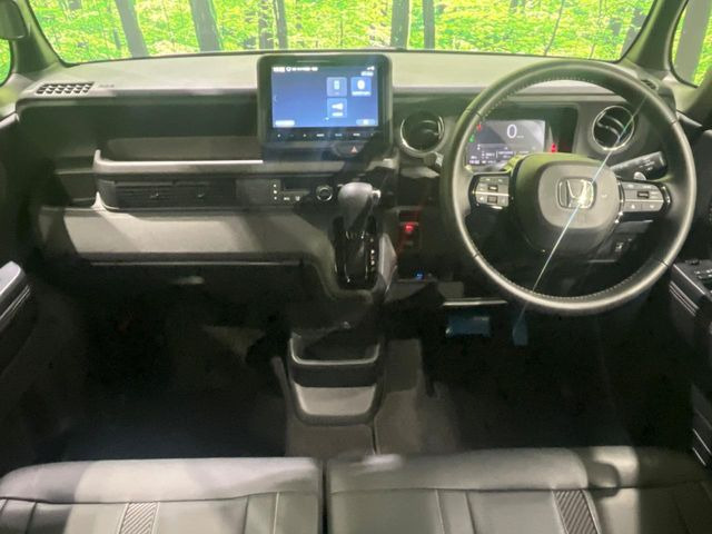 N-BOXカスタムターボ コーディネートスタイル モノトーン