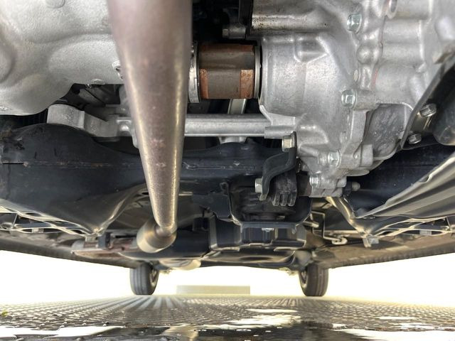 下回りがきれいなうちに、防錆加工の施工がオススメ。降雪地域はもちろん、沿岸部にお住いの方や、趣味でマリン・ウィンタースポーツをされる方にご好評いただいております。
