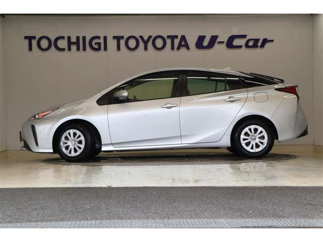 プリウス1.8 S