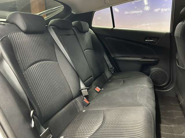 車内もキレイで嫌な臭いもありません☆車内の臭い、汚れが気になる方は内装のスチームクリーナーも施工可能です♪