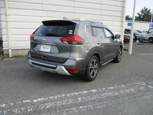 エクストレイル2.0 20Xi 4WD
