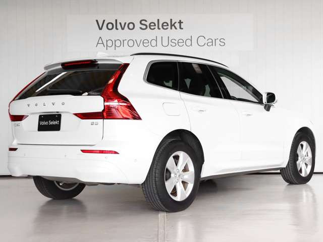 XC60プラス B5