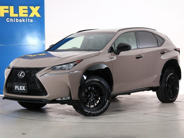 NX200t Fスポーツ 4WD