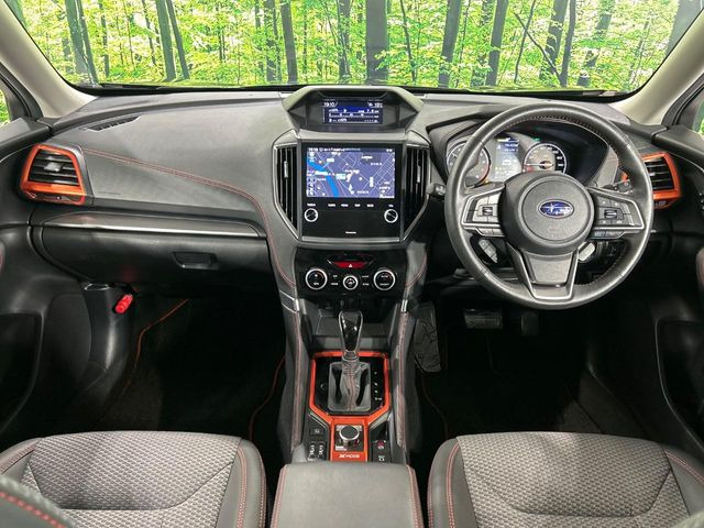 フォレスター2.0 エックスブレイク 4WD