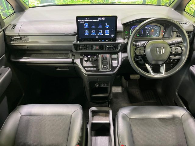 ステップワゴン2.0 e:HEV スパーダ