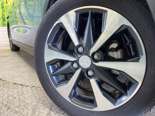 �y����15�C���`�A���~�z�C�[���z�O�ςɃ}�b�`���������A���~�z�C�[���𑕒����Ă���܂��B�e��ЊO�A���~�z�C�[����A�X�^�b�h���X�^�C�����戵�����Ă���܂��B���񂲑��k����������