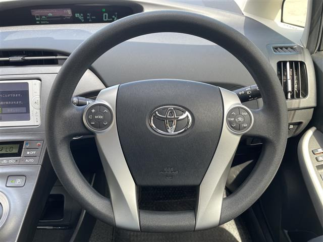 プリウス1.8 S