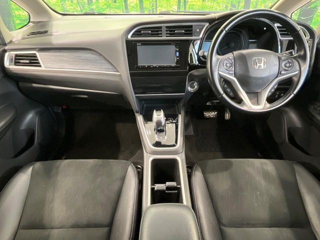 シャトル1.5 ハイブリッド Z ホンダセンシング