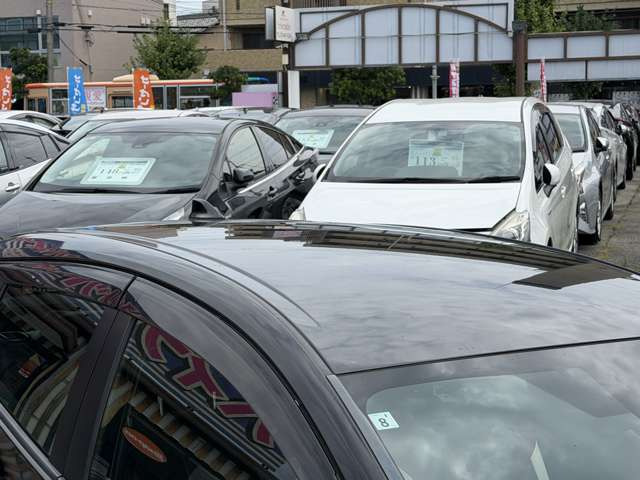 お客様がずっと快適に過ごしていただけるよう、車を買ってからの長いお付き合いが大切だと思っています! 買うときも、買ったあとも、安くて安心をお届けできたらと。