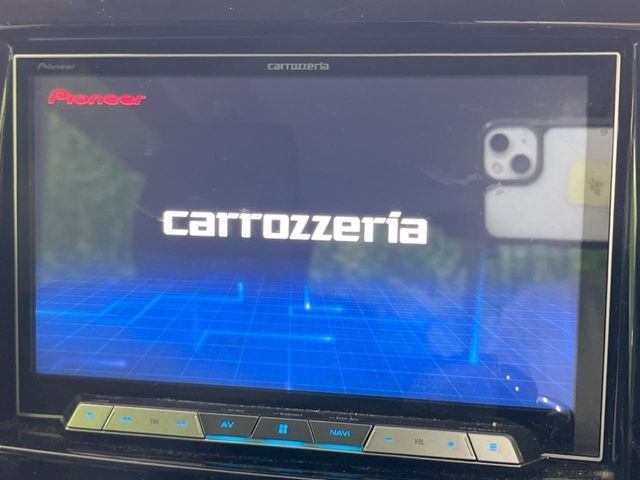 【8インチナビゲーション】使いやすいナビで目的地までしっかり案内してくれます。各種オーディオ再生機能も充実しており、お車の運転がさらに楽しくなります!!
