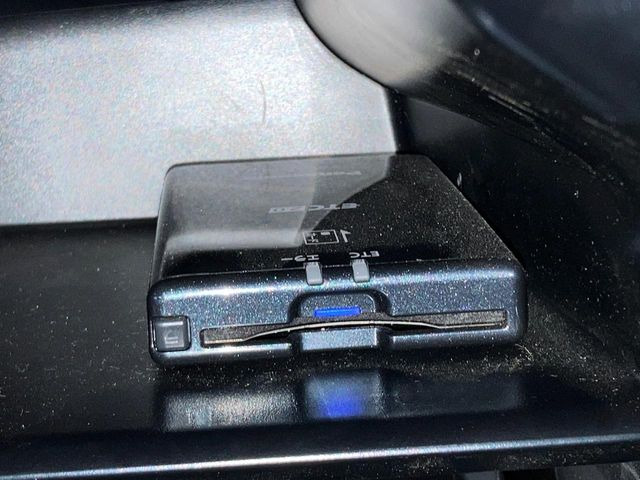 【ETC】高速道路の料金所をストレスなく通過!話題のスポットやサービスエリアに多い「スマートIC」利用時は必須のアイテムです。当店でセットアップを実施、ご納車当日からすぐにご利用いただけます!