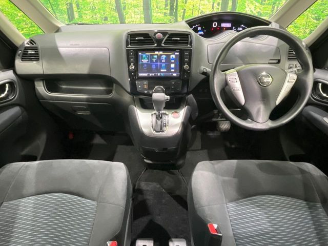 セレナ2.0 20X Vセレクション+Safety S-HYBRID