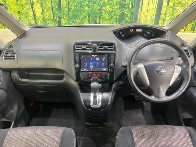 セレナ2.0 ハイウェイスター S-HYBRID