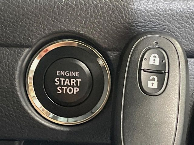 �y�L�[���X�X�^�[�g�V�X�e���z�J�o����|�P�b�g�ɓ��ꂽ�܂܂ł��h�A�̎{���E�������\�ȃX�}�[�g�L�[�𑕔��B�G���W���̃I���E�I�t�����J�M�����o���K�v����������Ƃ��Ă��֗��ł���