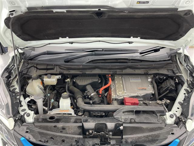 セレナ1.2 e-POWER ハイウェイスターV