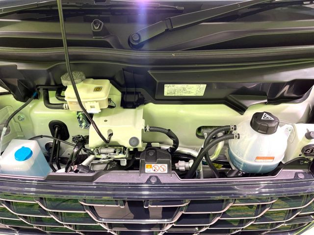親切・丁寧な専門メカニックスタッフが応対!・車検・点検整備・事故等の修理などアフターサービスも安心。お車のカスタマイズもネクステージのサービススタッフまでご相談ください!