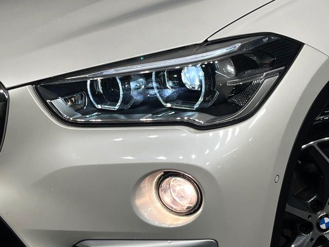 ●LEDヘッドライト:夜間走行時も良好な視界を確保し安心して運転できる高輝度LEDヘッドライトを装備!点灯速度が早く、消費電力も抑えられています。