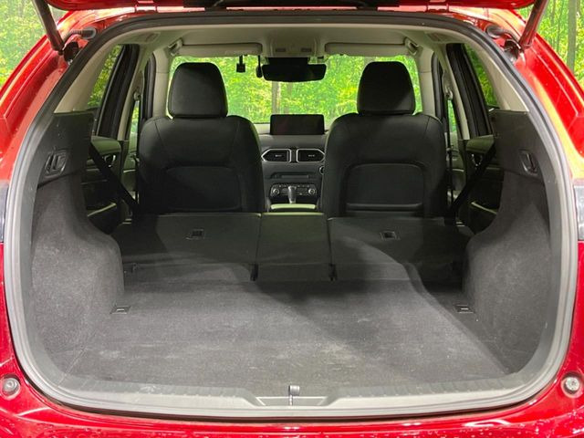 【パワーバックドア】スマートキーや運転席のボタンを押すだけでリアゲートが自動で開閉します!荷物を持っている時や、高い位置にあるバックドアを閉める際に便利な機能です♪