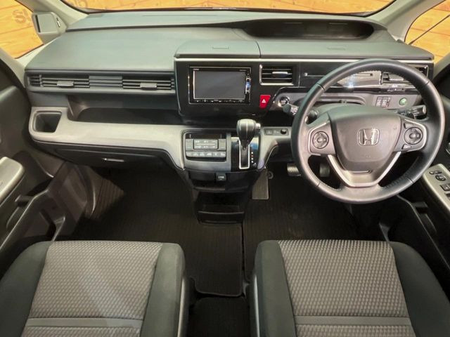 ステップワゴン1.5 スパーダ ホンダ センシング