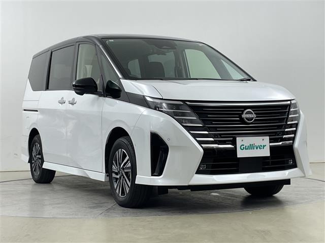セレナ1.4 e-4ORCE ハイウェイスターV 4WD