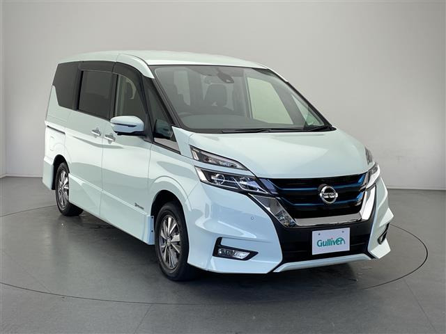 セレナ1.2 e-POWER ハイウェイスターV