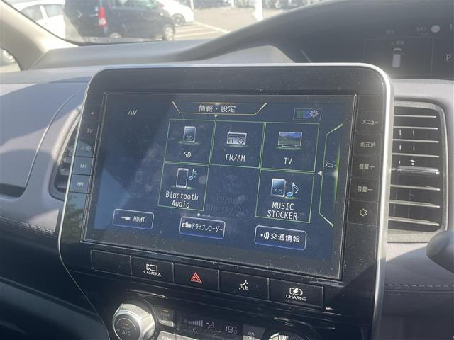 セレナ1.2 e-POWER ハイウェイスターV