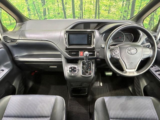 ヴォクシー2.0 ZS 煌