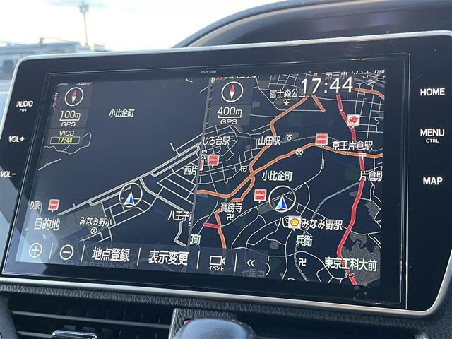 ヴォクシー2.0 ZS 煌III 4WD