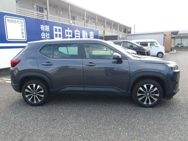 車の価格はお手頃でも、その道三十年以上の整備士が妥協なく検査するから安心!