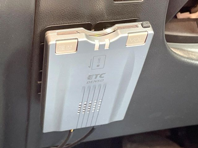 【ETC】高速道路の料金所をストレスなく通過!話題のスポットやサービスエリアに多い「スマートIC」利用時は必須のアイテムです。当店でセットアップを実施、ご納車当日からすぐにご利用いただけます!